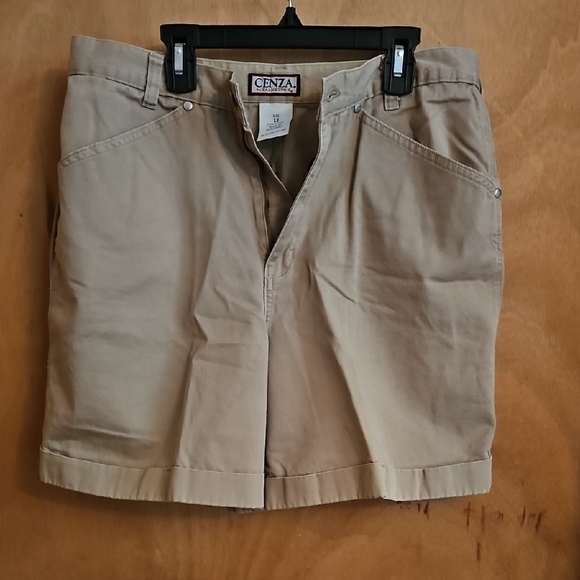 Women's Tan Shorts - Picture 1 of 1